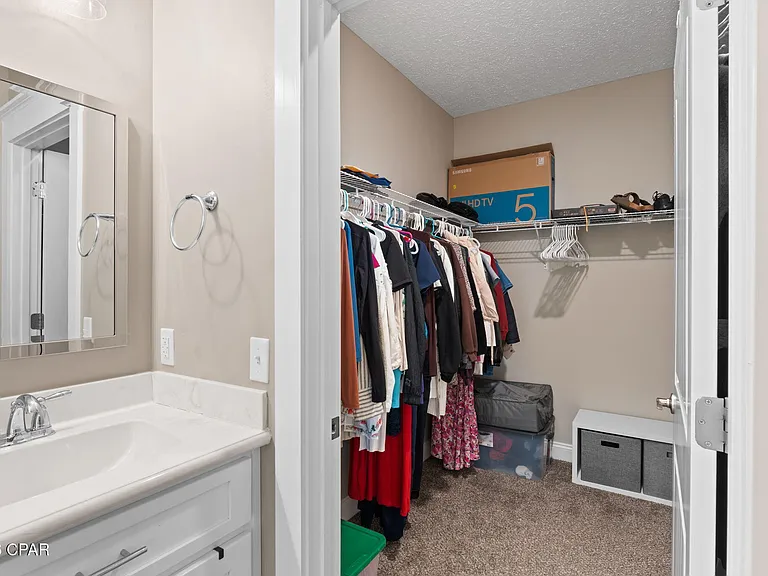 5206 Robins Ct — Photo 23