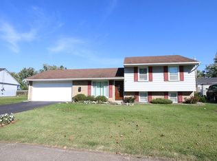1767 Roxbury Dr, Xenia, OH 45385