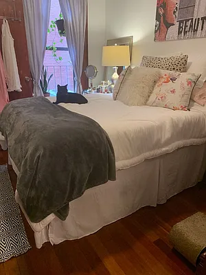 Rented by Dynamik Realty | media 16