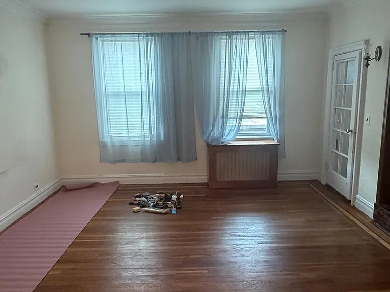37 Courter Ave #1 — Photo 10