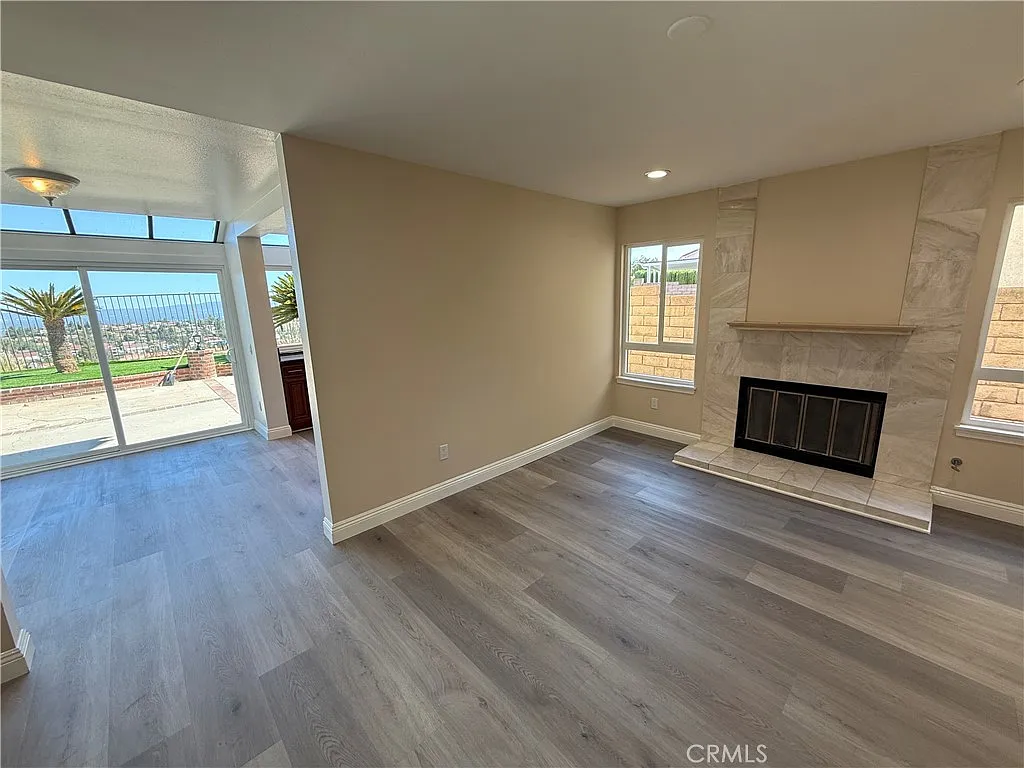 3 bed, 2.5 bath, 2235 sqft, $5,795 — Photo 4