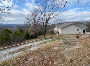 1708 County Road 645 APT 2, Green Forest, AR 72638