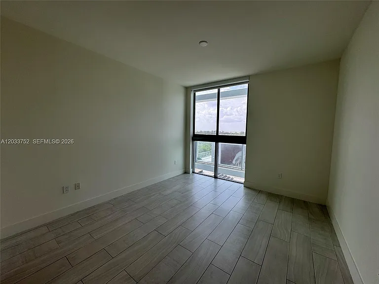 2000 Metropica Way #810 — Photo 9