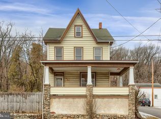 1947 E Grand Ave, Tower City, PA 17980