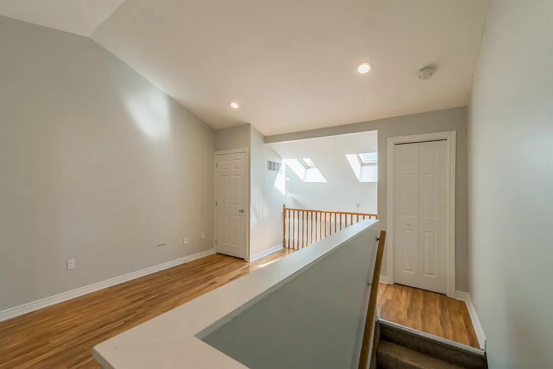 1 bed, 1.5 bath, 752 sqft, $1,795 — Photo 4