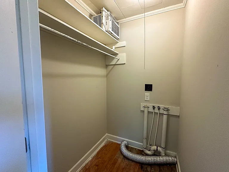 1401 Downs Ave #C — Photo 10