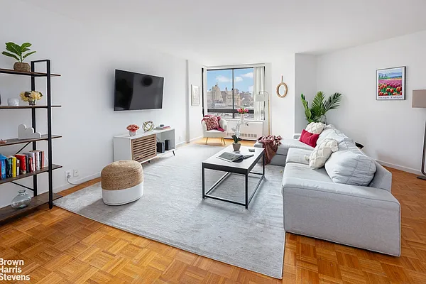 Rented by Brown Harris Stevens | media 1