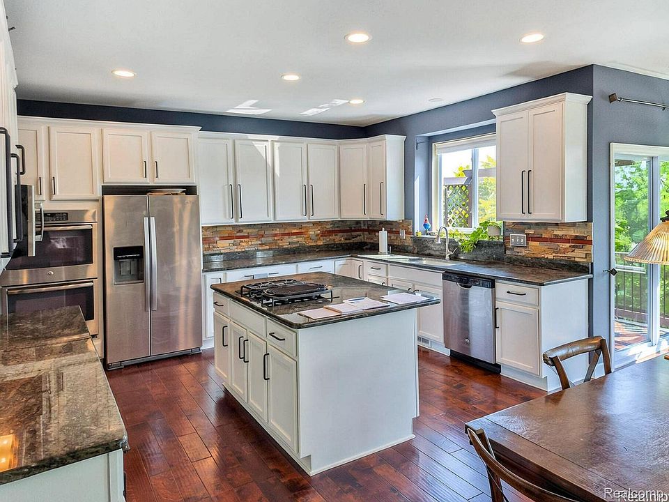 4976 W Stonegate Cir, photo 5