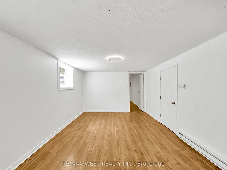 62 Greendale Cres #LOWER — Photo 4