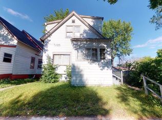 3050 N 21st St, Milwaukee, WI