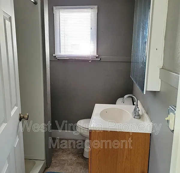 114 Barber Ln #A — Photo 6