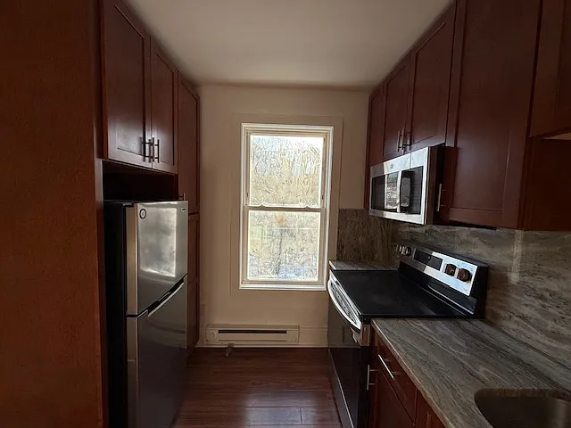 682 Parker St #2 — Photo 7