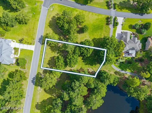 1067 Middleton Drive NW, Calabash, NC 28467