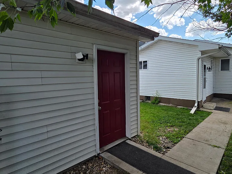 910 Hendricks St — Photo 14