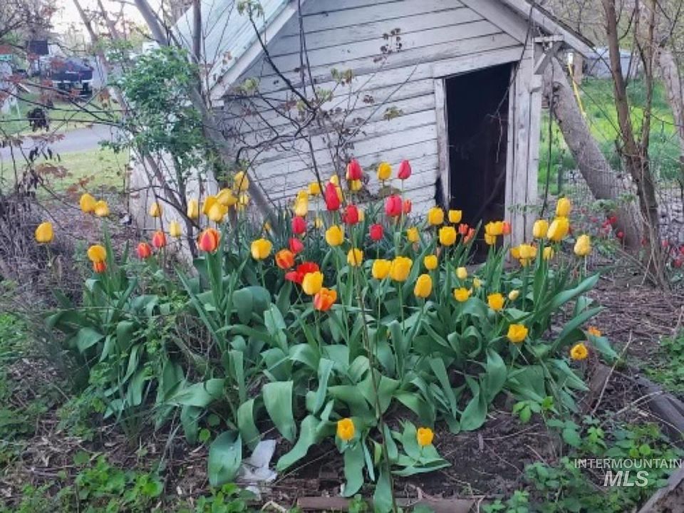 101 2nd St, Juliaetta, ID 83535 Zillow