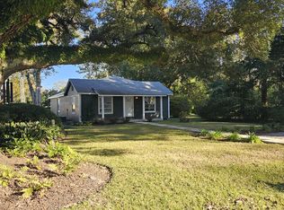 210 W Myrtle Ave, Foley, AL 36535