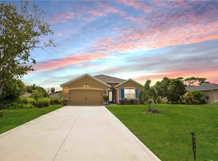 909 Bermuda Ave, Sebastian, FL 32958