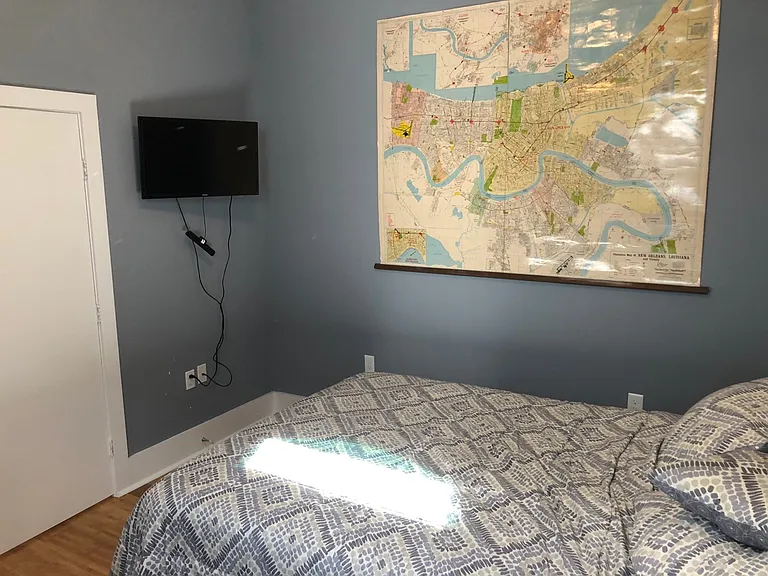 512 S Telemachus St — Photo 15