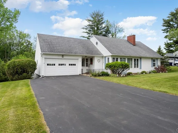 52 Herthum Rd, Whitesboro, NY 13492