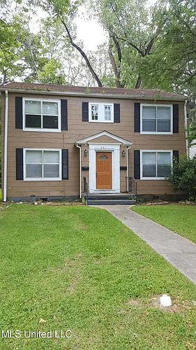 327 Decelle St Photo 1