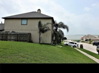 1000 Bluff Dr, Portland, TX 78374