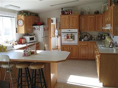 4th image of 858 Desert Aire Dr SW