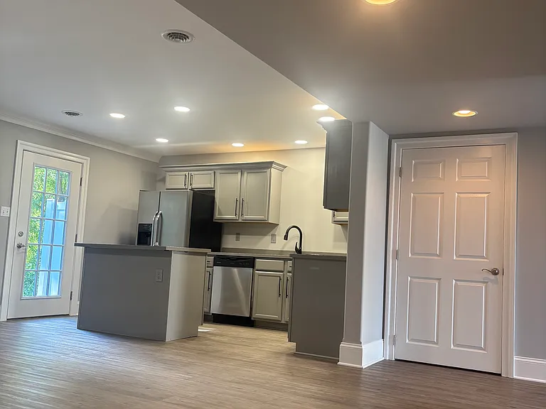88 Yocum Dr — Photo 5