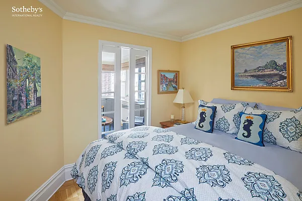 Sold by Sotheby's International Realty | media 6