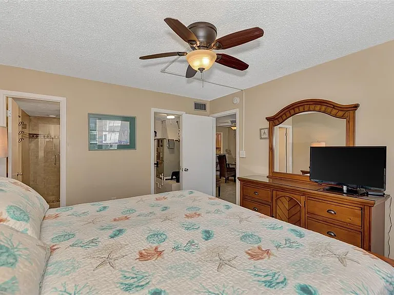 116 Vista Hermosa Cir #210C — Photo 24