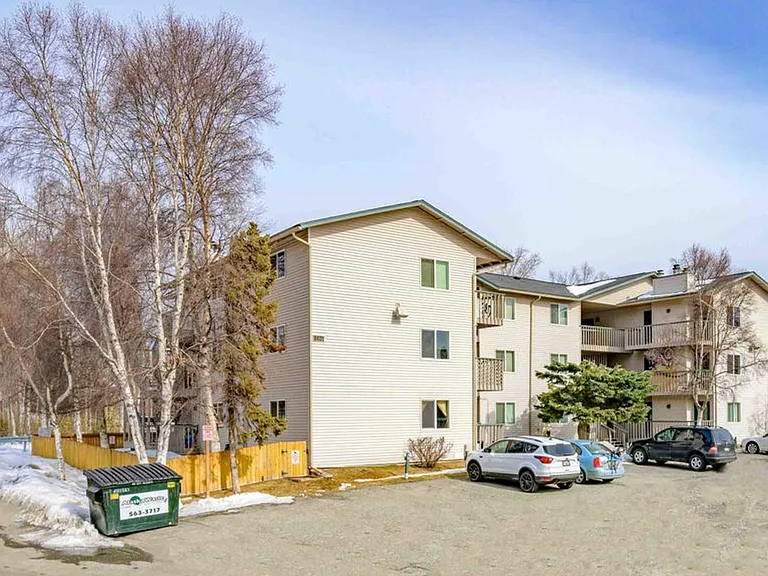 8601 Molanary Dr #11 — Photo 10