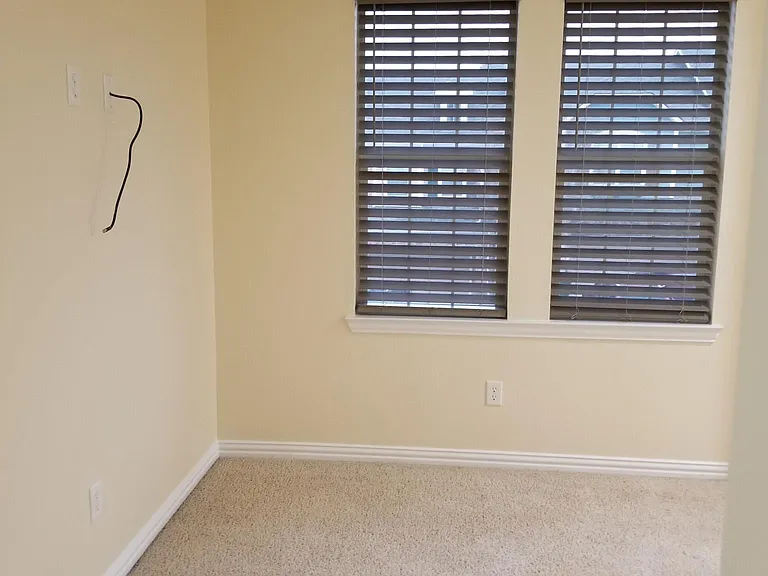 4000 Rome Ct — Photo 20