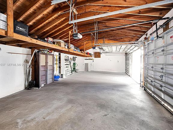 2nd image of 940 Sevilla Ave #206