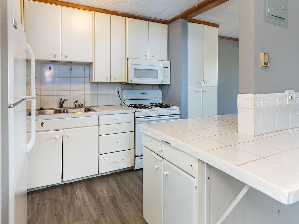 1st image of 7196 72nd Ln N APT 226
