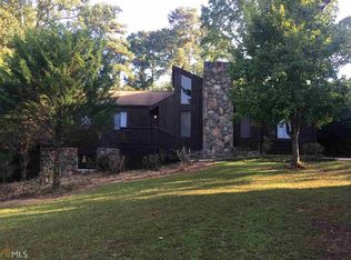 122 Winterberry Ln, Athens, GA 30606