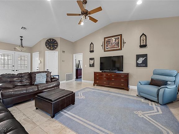 4th image of 5020 Linkside Dr