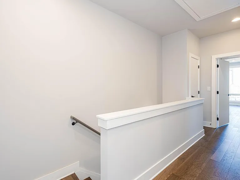673 Ethel St NW — Photo 26