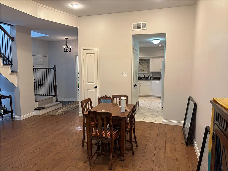 15040 Kimberley Ct — Photo 8