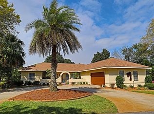 370 Golfview Dr, Miramar Beach, FL 32550