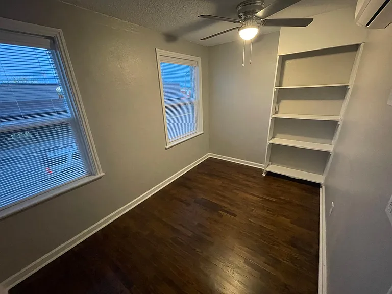 Same bedroom - great view of Downtown
