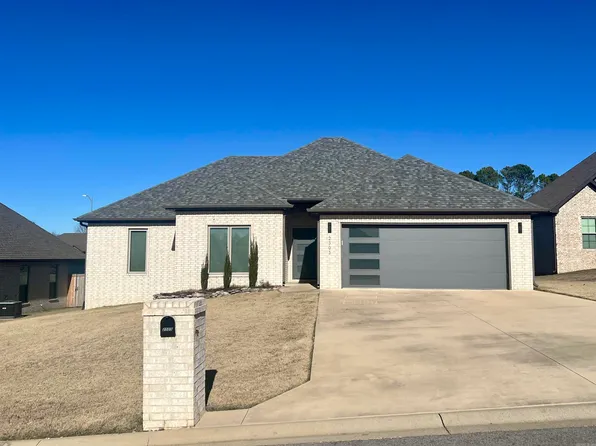 2505 Dallas Dr, Paragould, AR 72450