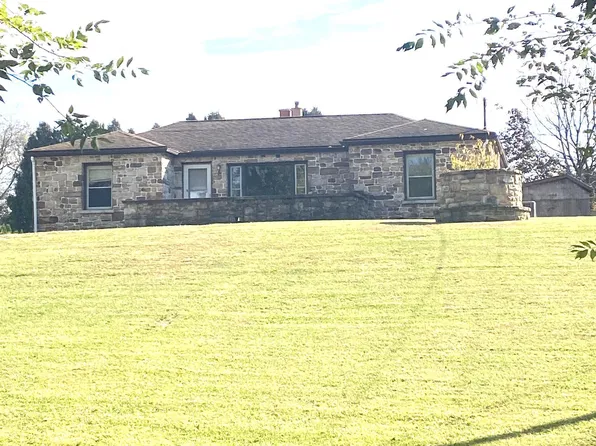 313 James Rd, Carlisle, PA 17013