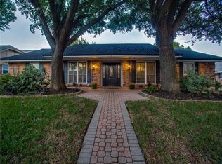 1115 Crowley Rd, Arlington, TX 76012