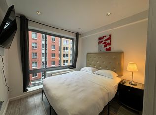 521 W 48th St #5H, New York, NY 10036