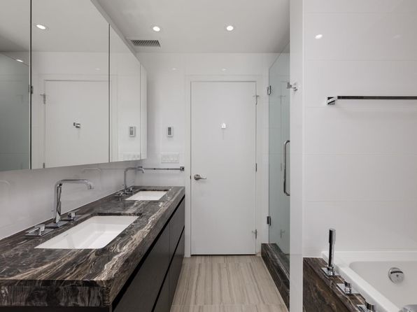 2 bedroom rental in Vancouver — photo 11