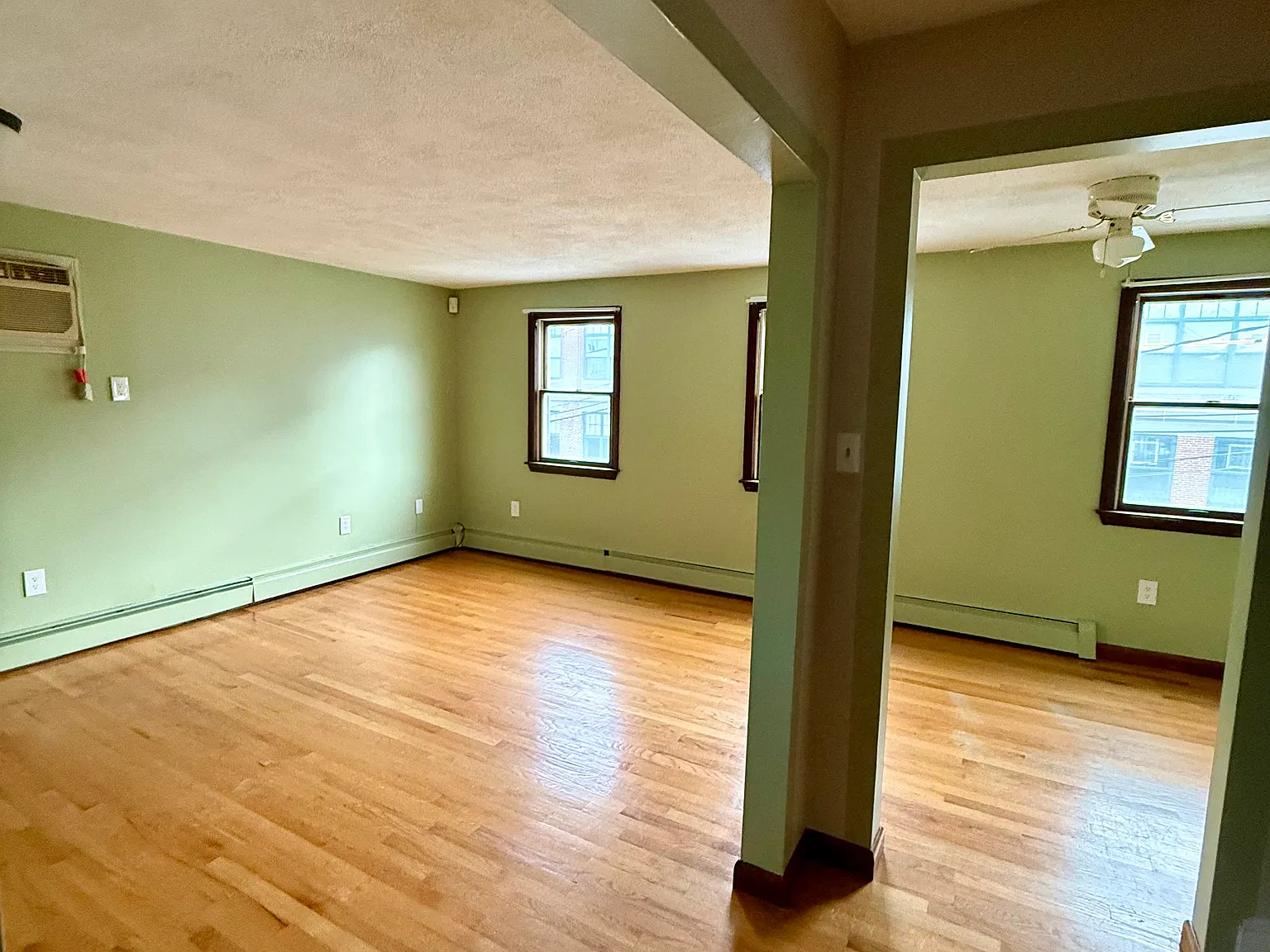 2 bed, 1250 sqft, $3,600 — Photo 3