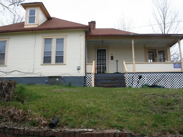 45 Mound St, Athens, OH 45701