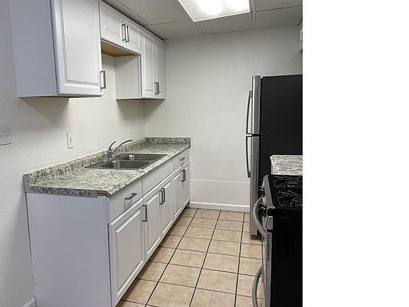 2nd image of 1651 Virginia Ave #1