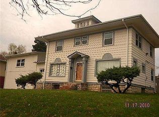 5964 Blue Hills Rd, Kansas City, MO 64110