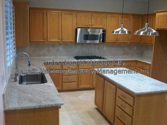 3rd image of 38189 Sherwood St