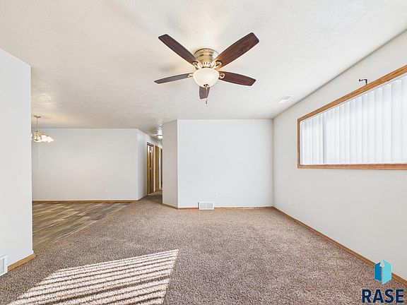 3rd image of 8200 S Hughes Ave